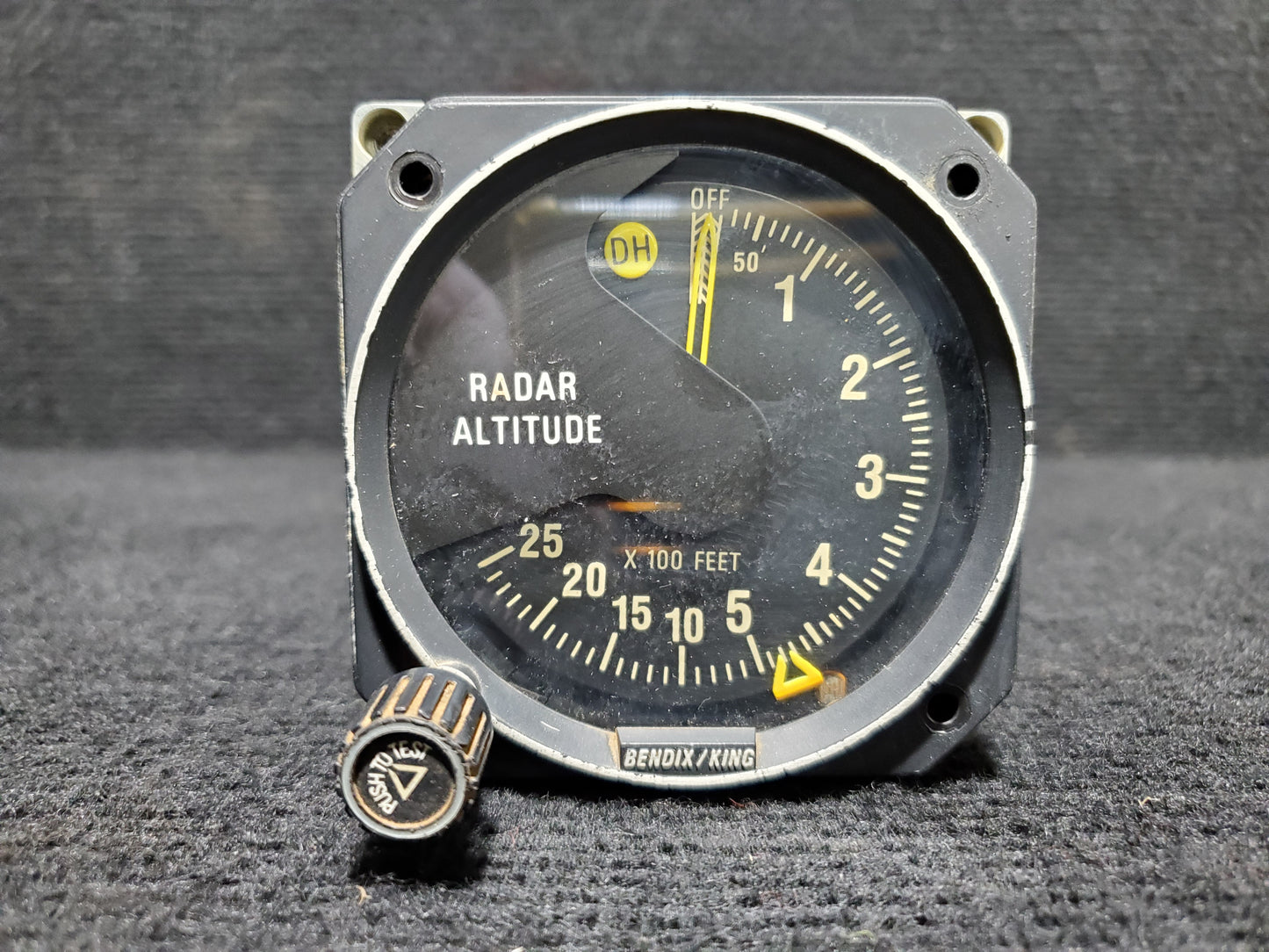 Radar Altitude Indicator - Bendix/King - 5H-NWA