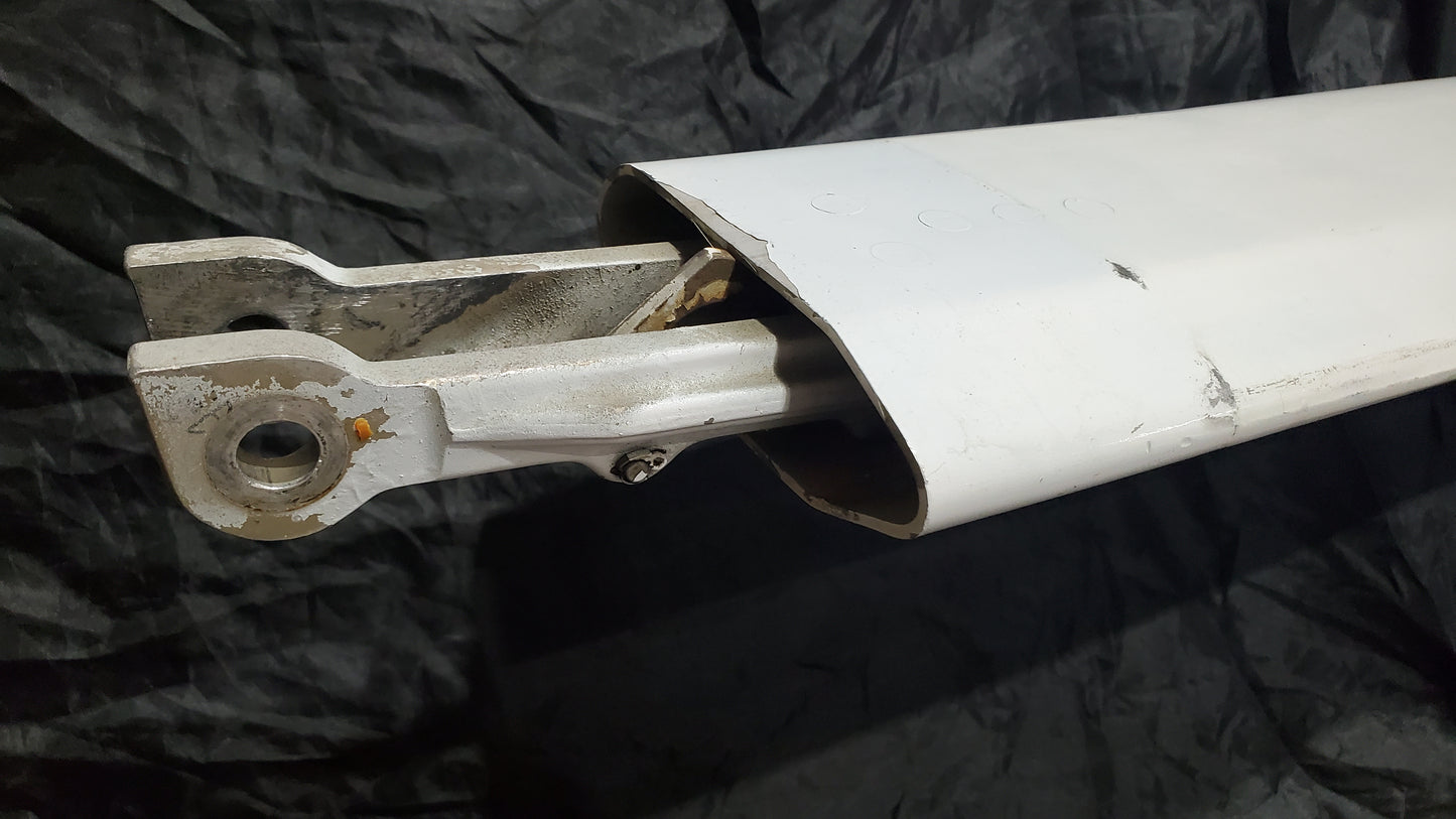 Wing Strut - LH - Cessna - C-GROC
