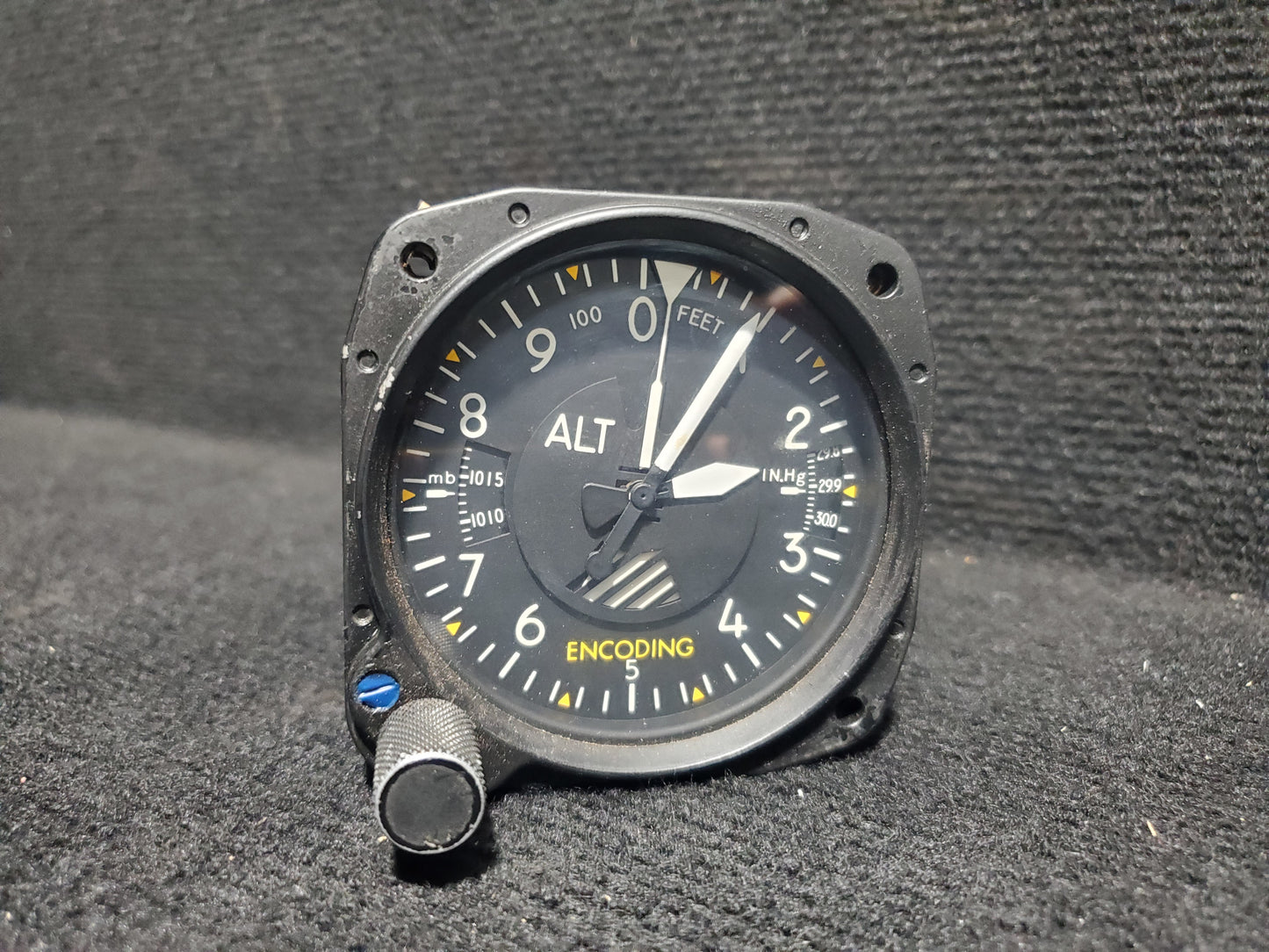 Encoding Altimeter - United Instruments - 5Y-ZBW