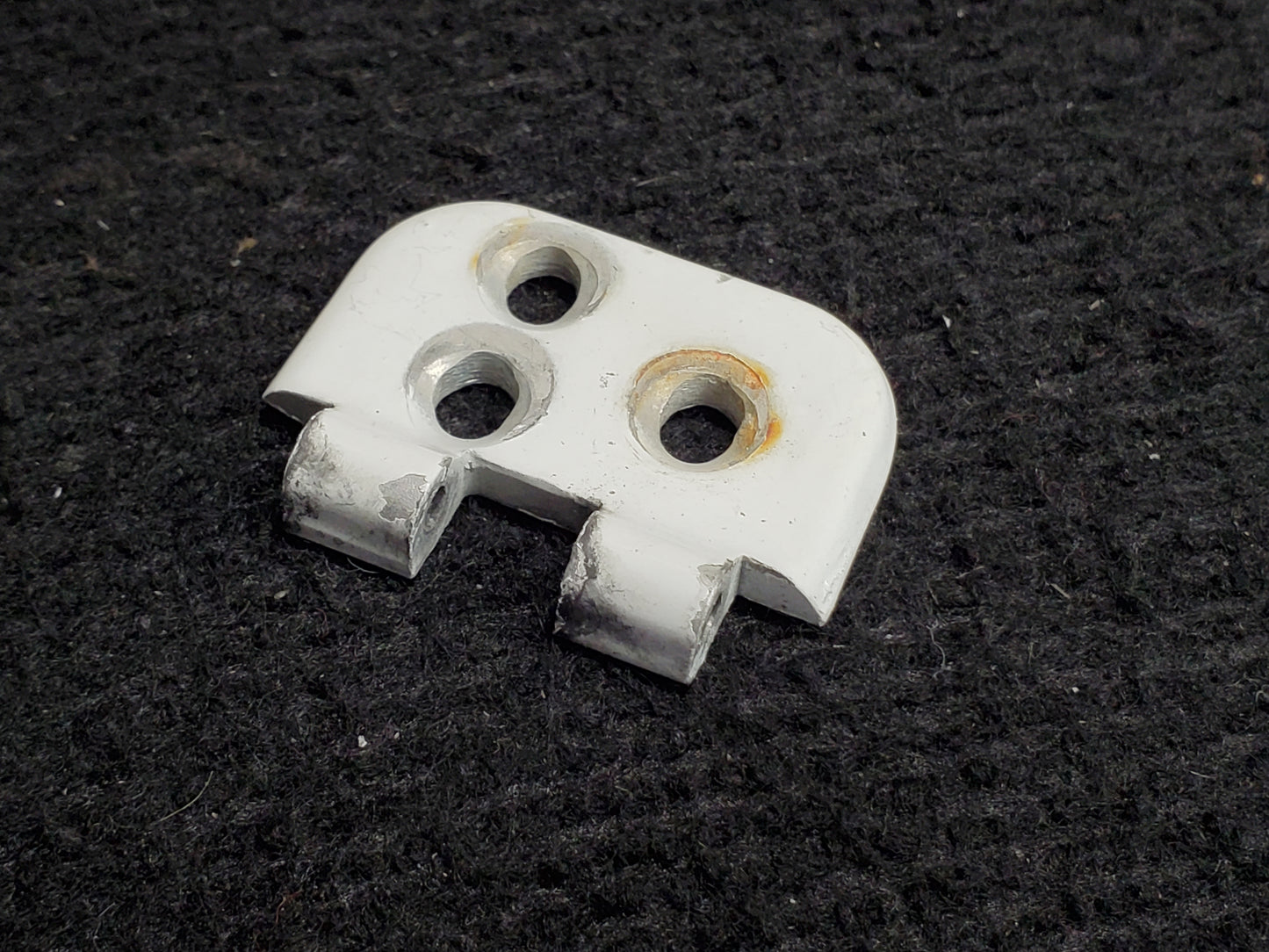 Door Hinge Lower RH FWD - Cessna - C-FZRF