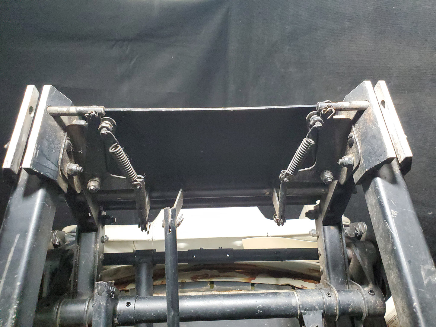 Seat Assembly - Crew Seat - 1 of 2 - Cessna - 5H-TAZ