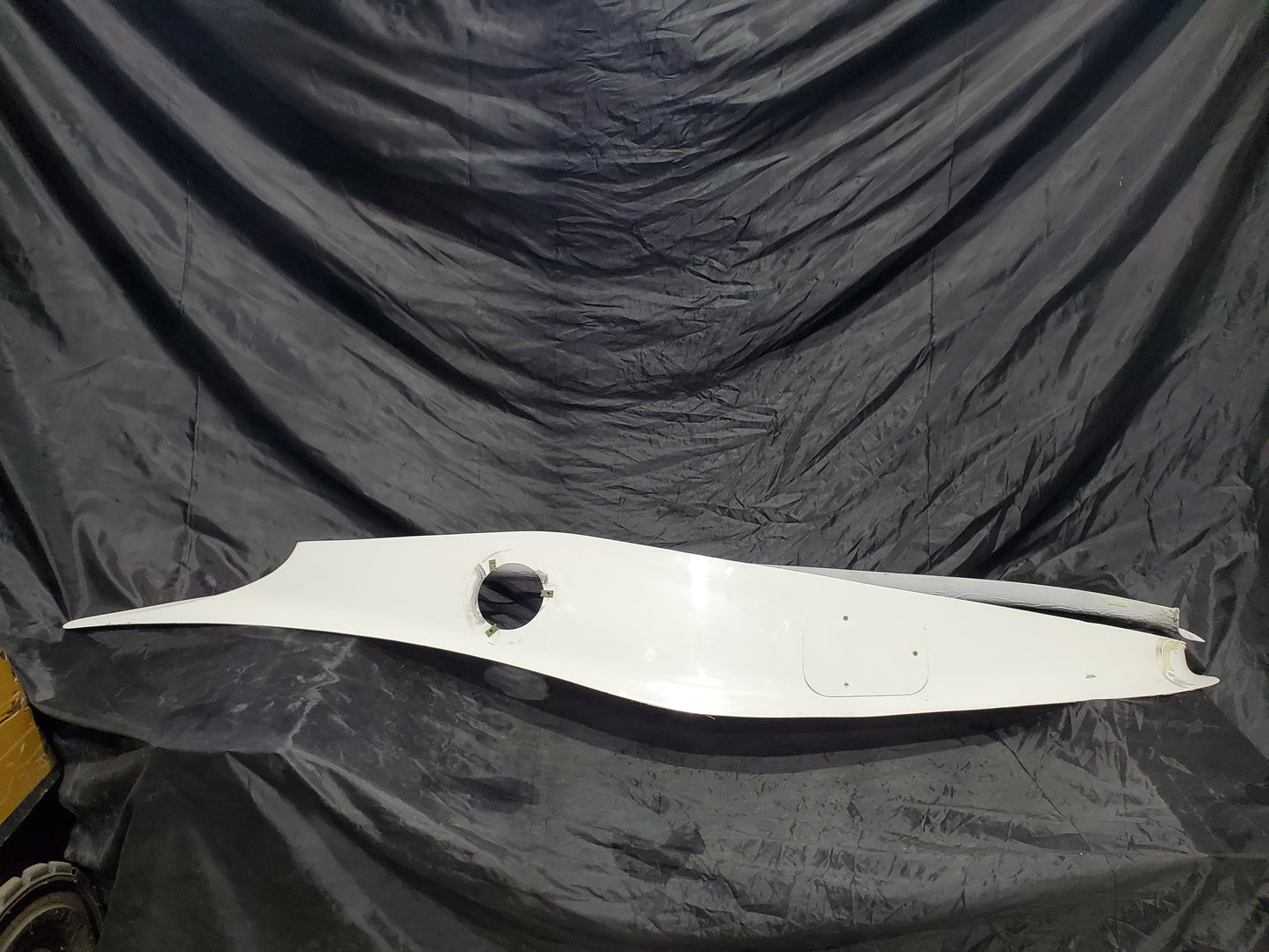 Wing Root Fairing RH - Cirrus - C-GDJL