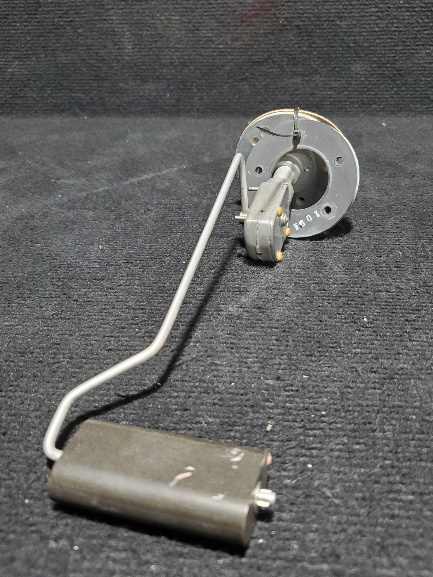 Fuel Level Transmitter INBD - Cessna - 5Y-ZBW