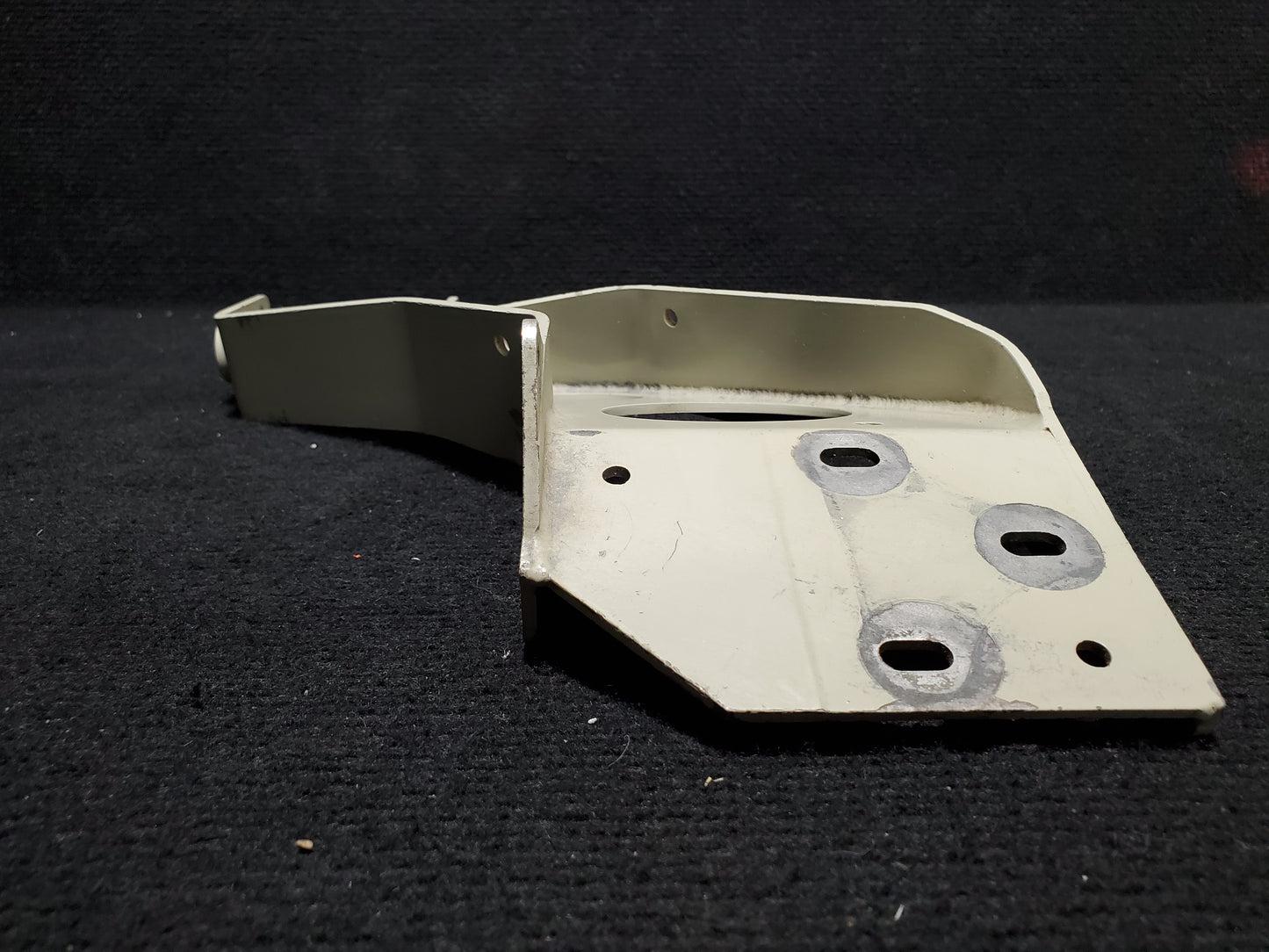 Bracket Assy 95 Amp Alternator - Cessna 208B - 5H-TAZ