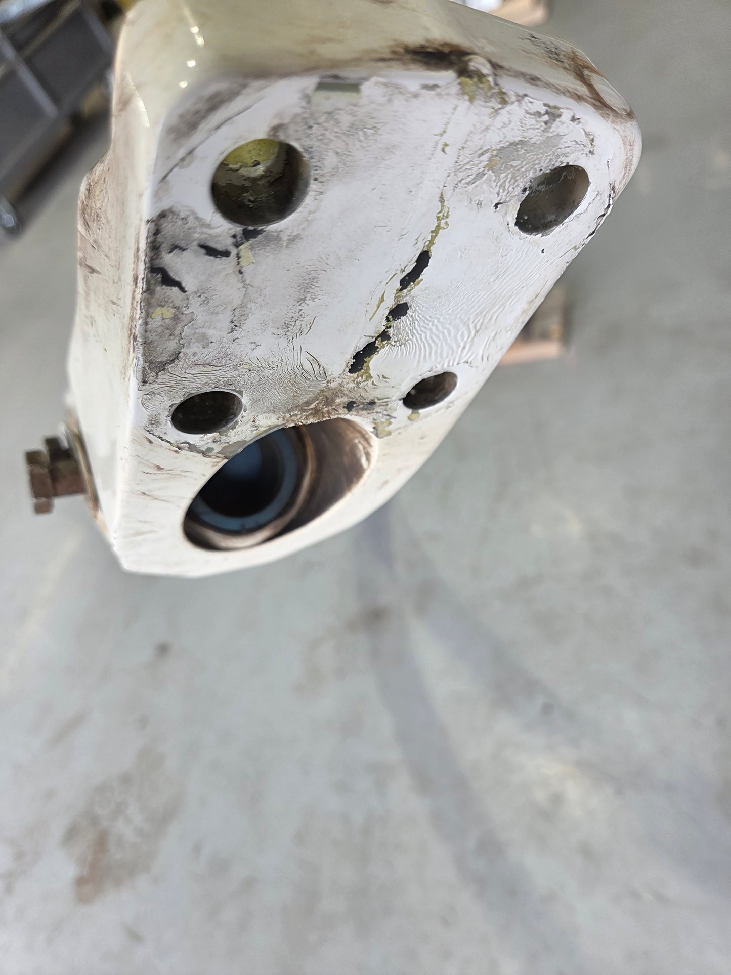 Main Landing Gear Assembly - Cessna 208B Caravan - 5Y-ZBW