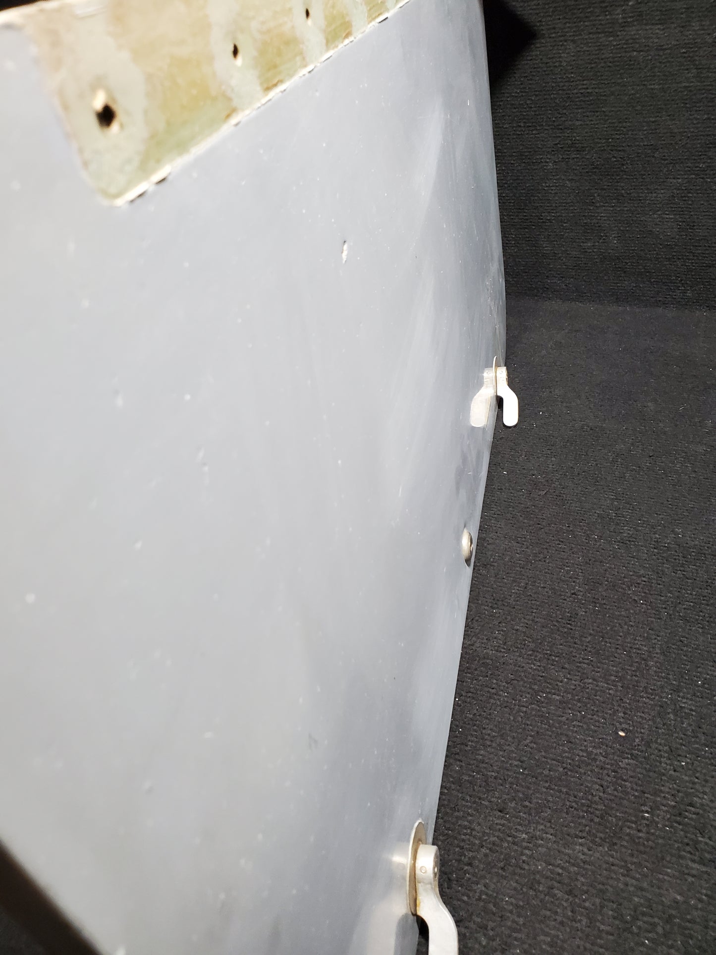 Cargo Pod Door Assy - CTR AFT - Cessna 208B - 5H-NWA