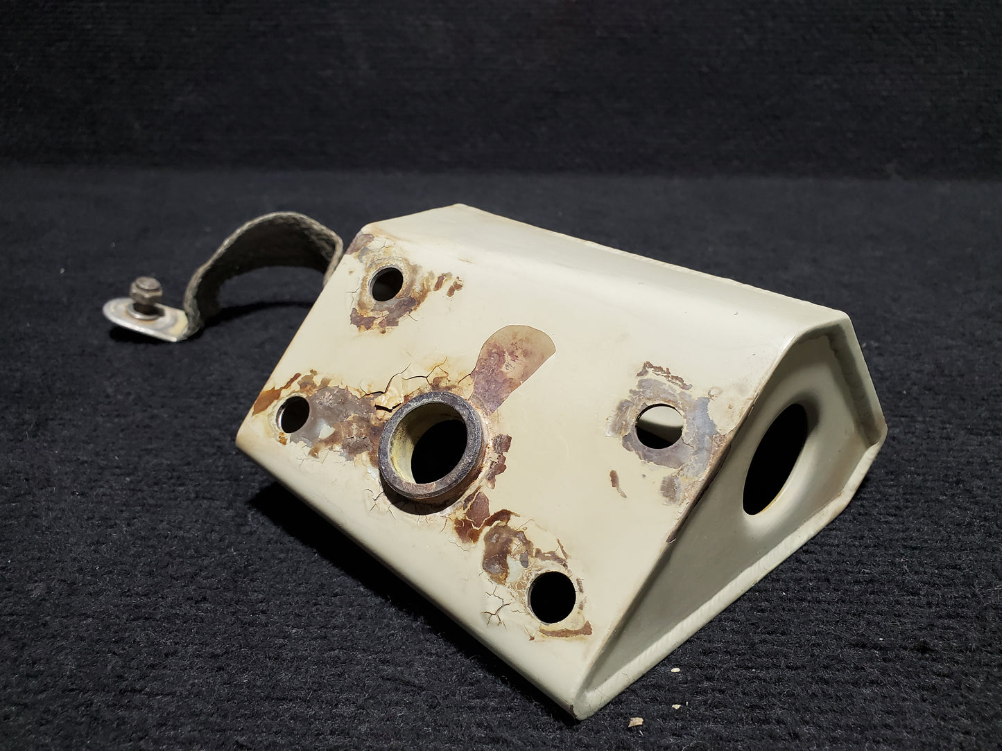 Engine Mount Bracket Assy - Lower RH - Cessna - 5Y-ZBW