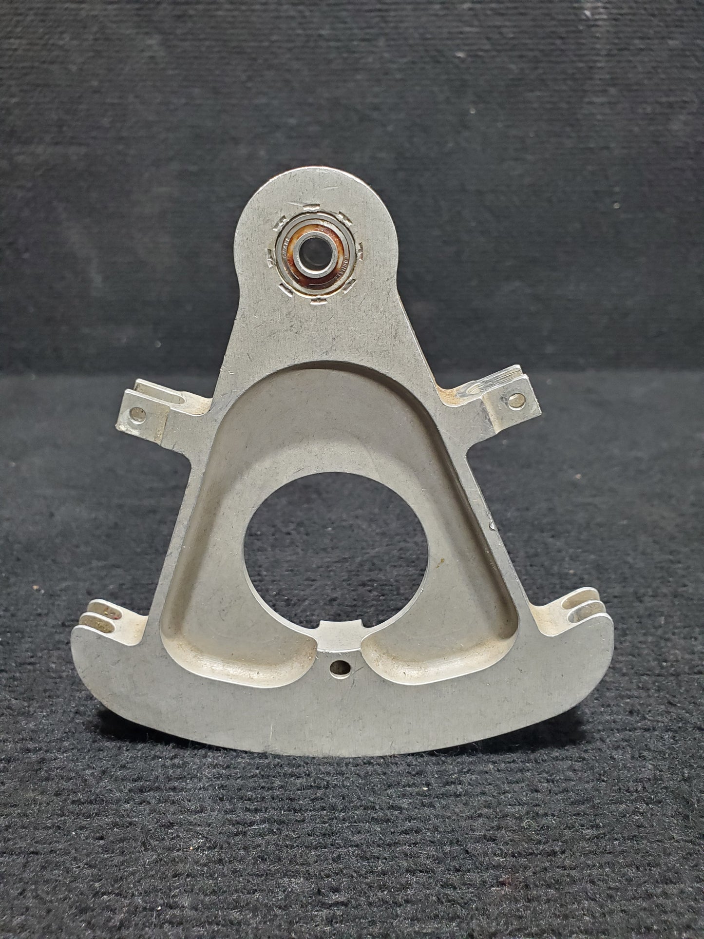 Aileron Quadrant Assembly - Upper - Cessna - 5Y-ZBW