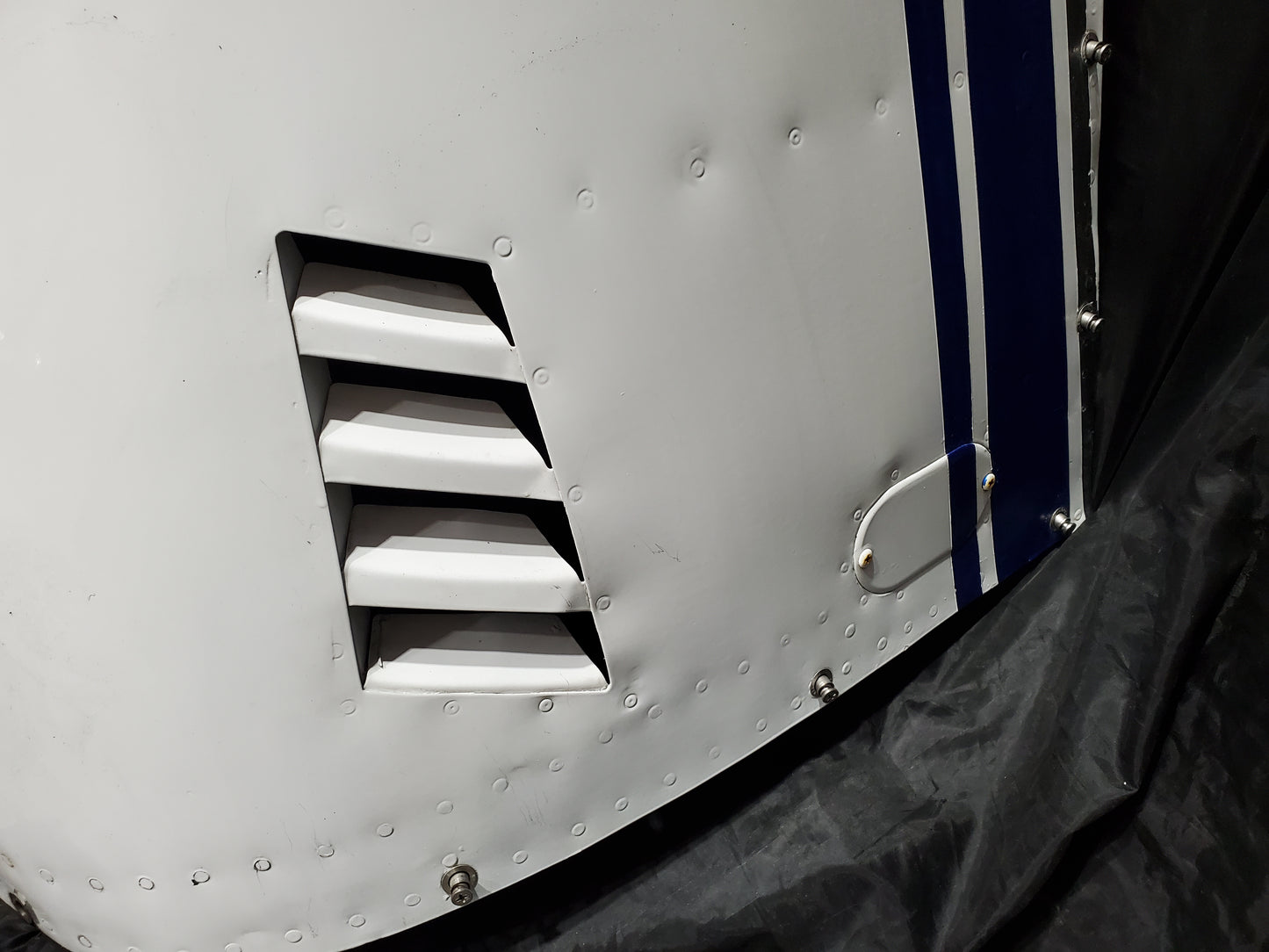 Engine Cowl - Lower - Cessna - C-GROC