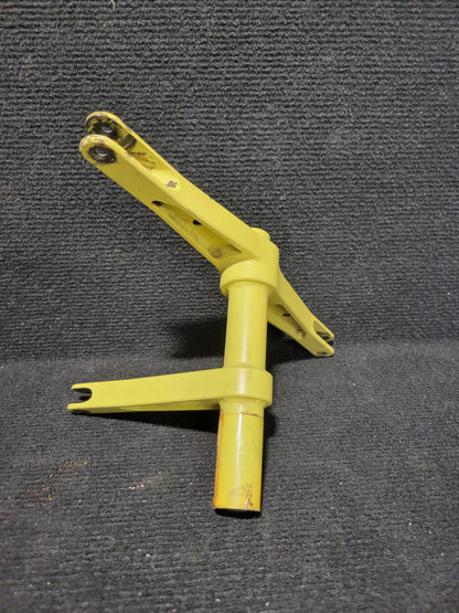 Flap Bellcrank Assy - RH - Cessna 208B - 5H-NWA