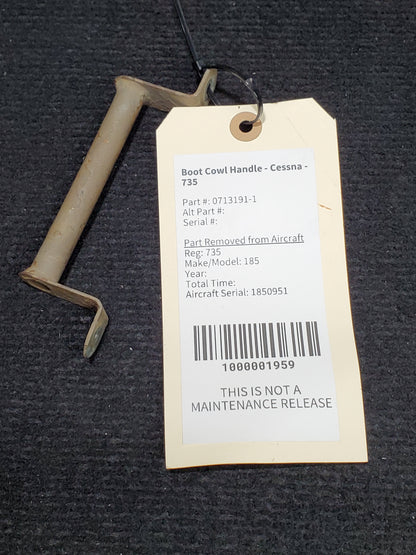 Boot Cowl Handle - Cessna - 735