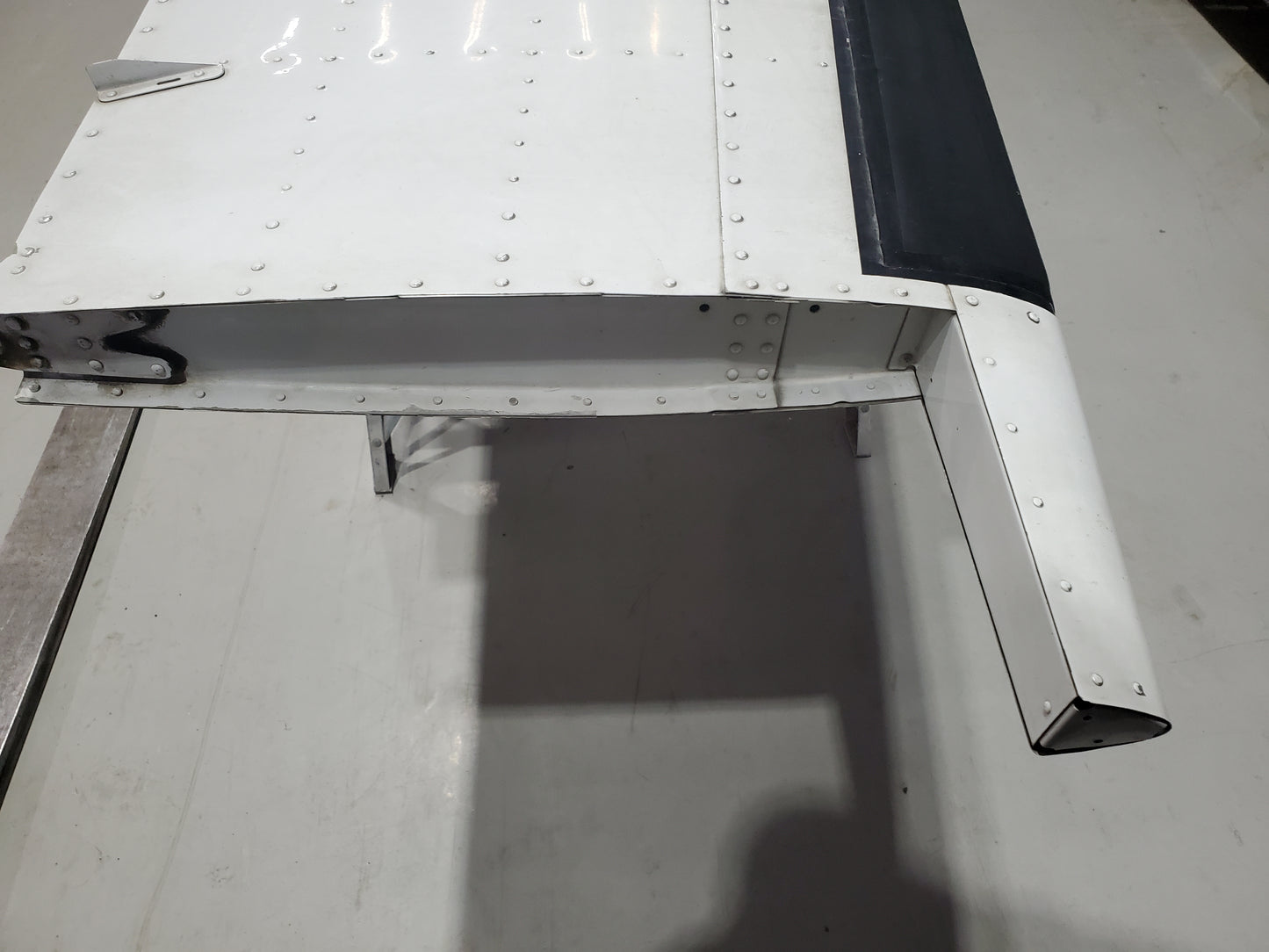 Horizontal Stabilizer - Cessna 208B Caravan - OO-SEX