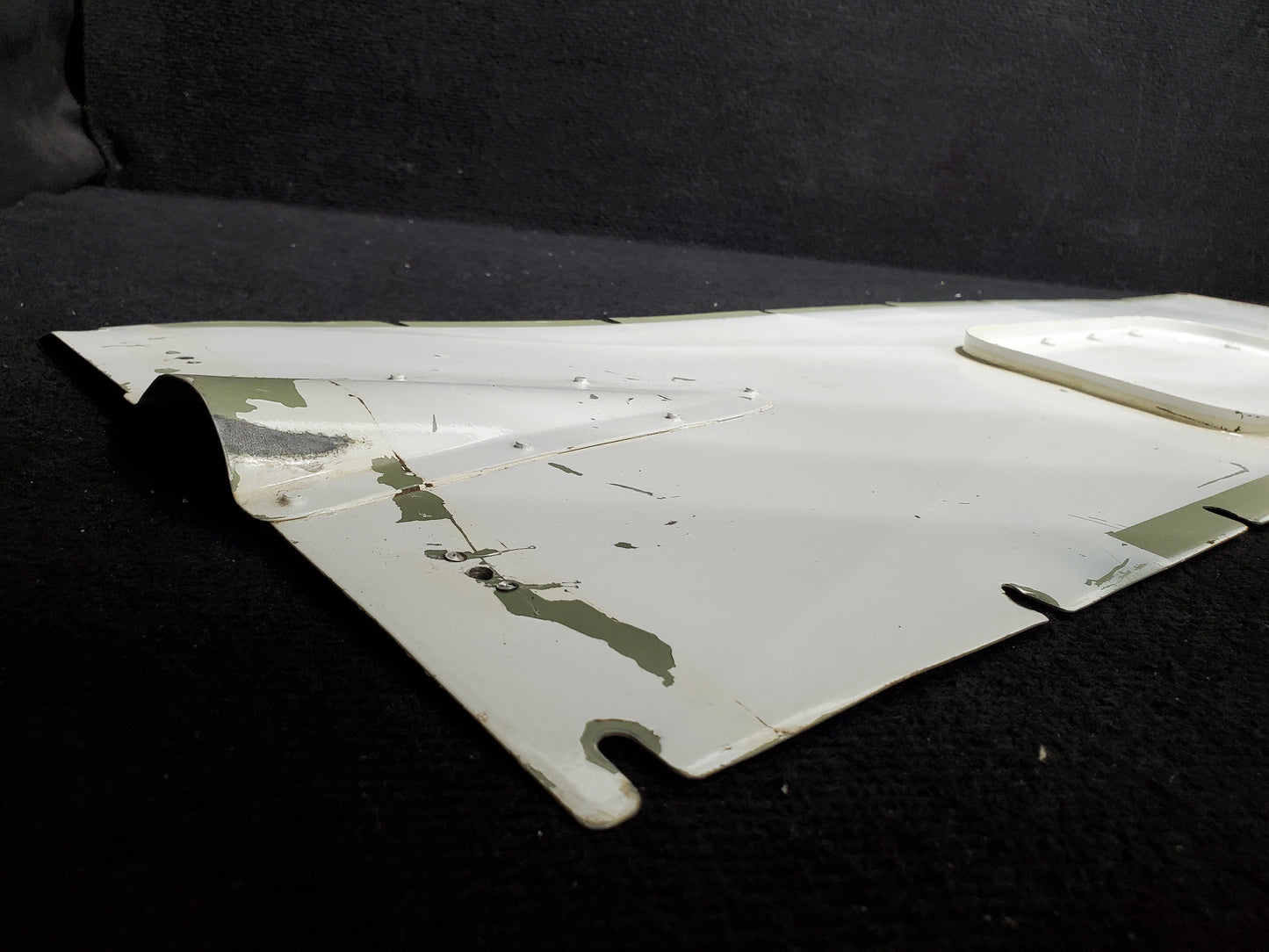 MLG Cover Assembly - Cessna - 5H-NWA