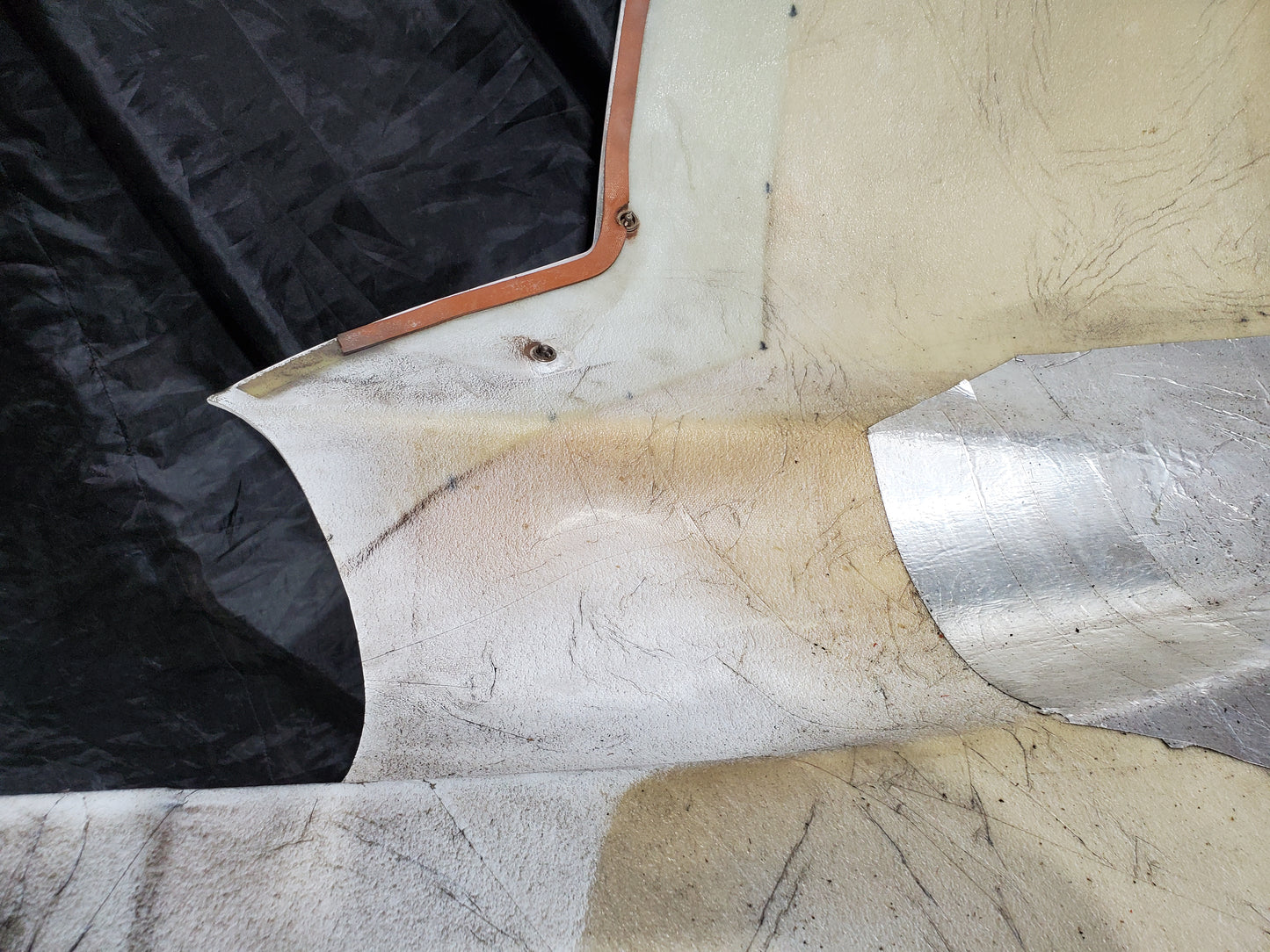 Engine Cowl - Lower LH - Cirrus - C-GDJL