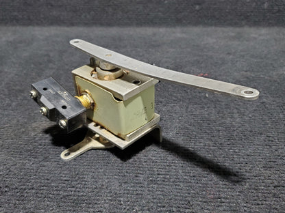 Flap Actuator Switch Assy - Cessna - OO-SEX