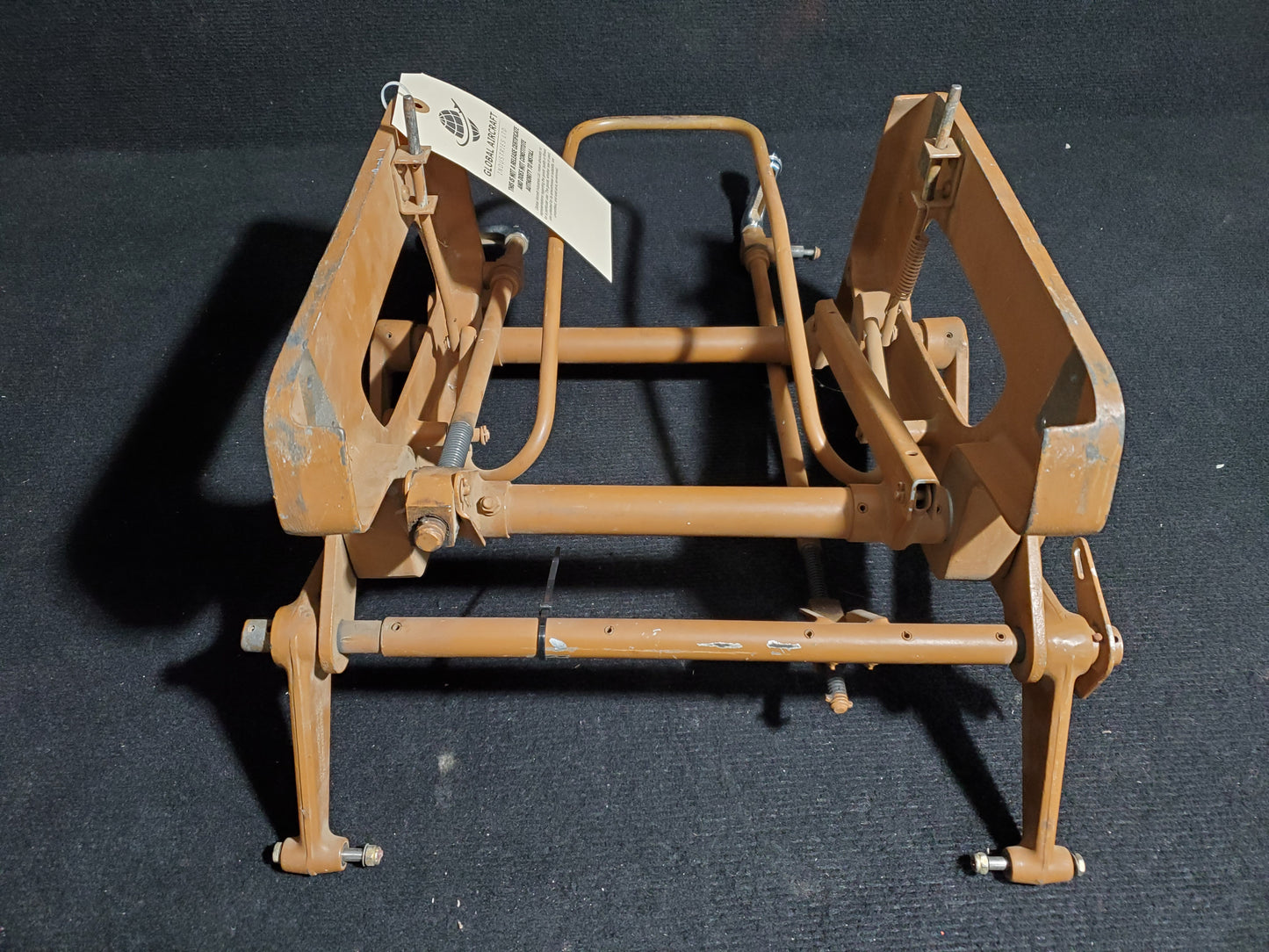 Seat Bottom/Pedestal Assembly - Pilot - Infinitely Adjustable - Cessna - 5H-MRN