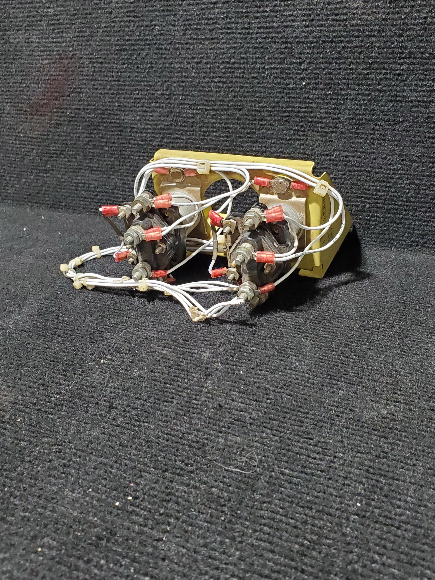 Flap Motor Relays - Eaton - 5Y-ZBW