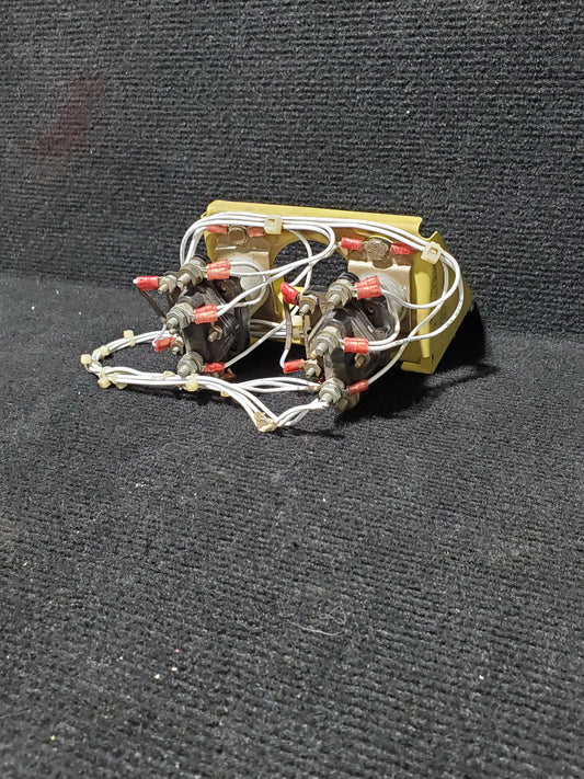 Flap Motor Relays with Bracket - Eaton - 5Y-ZBW