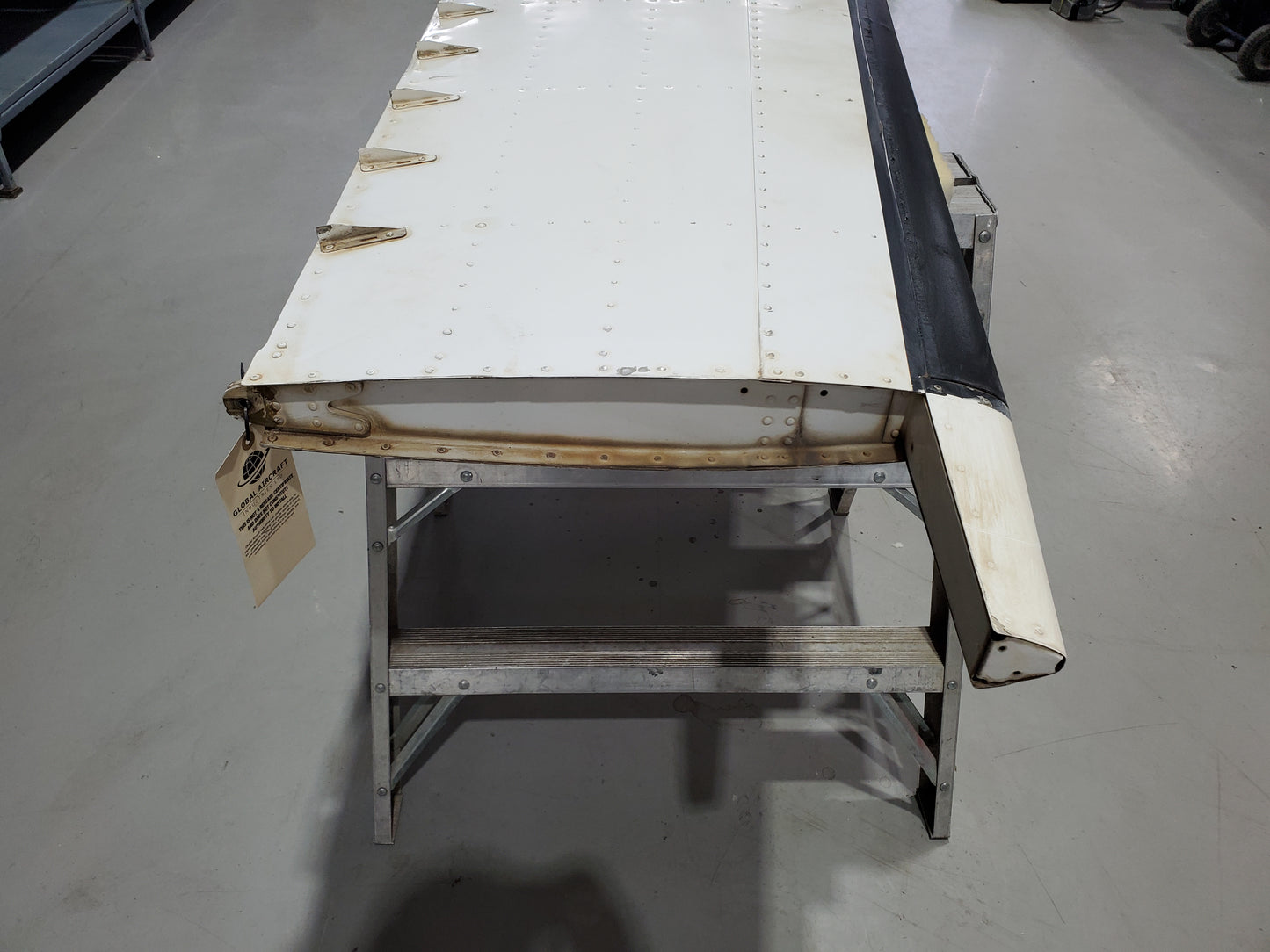 Horizontal Stabilizer - Cessna 208B Caravan - 5H-NWA