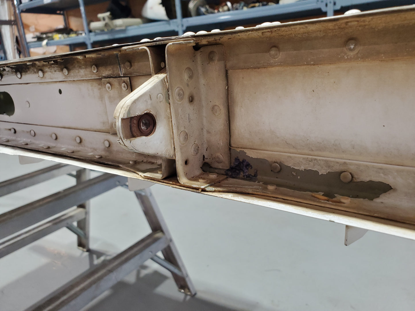 Horizontal Stabilizer - Cessna 208B Caravan - 5H-NWA