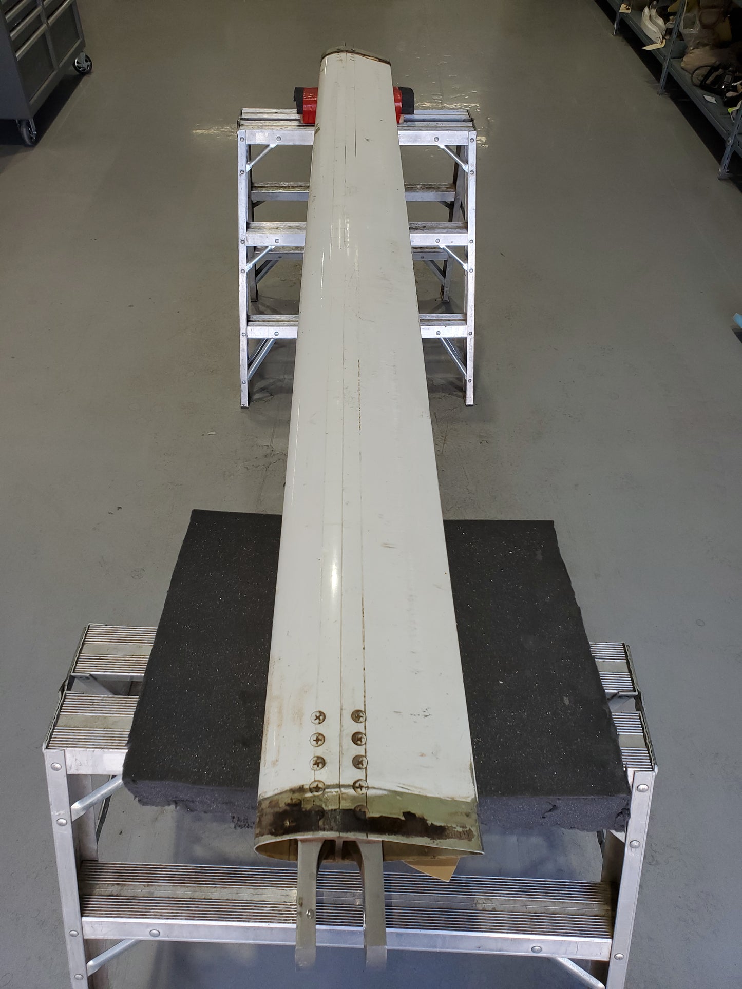Wing Strut - LH - Cessna 208B Caravan - 5H-NWA