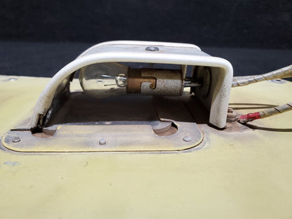 Access Cover w/ Courtesy Light - RH - Cessna - 5Y-ZBW