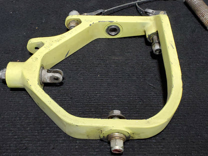 NLG Steering Yoke Assy - Beechcraft - C-FBPO