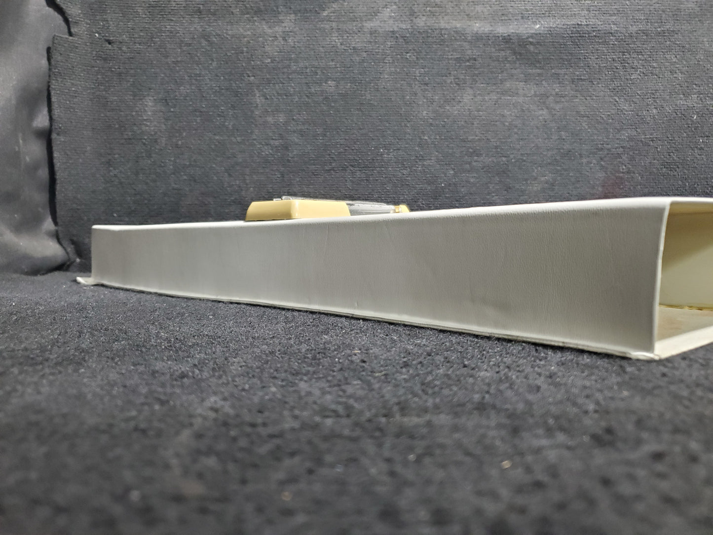 Duct Assy - RH A/C - Cessna - 5Y-ZBW