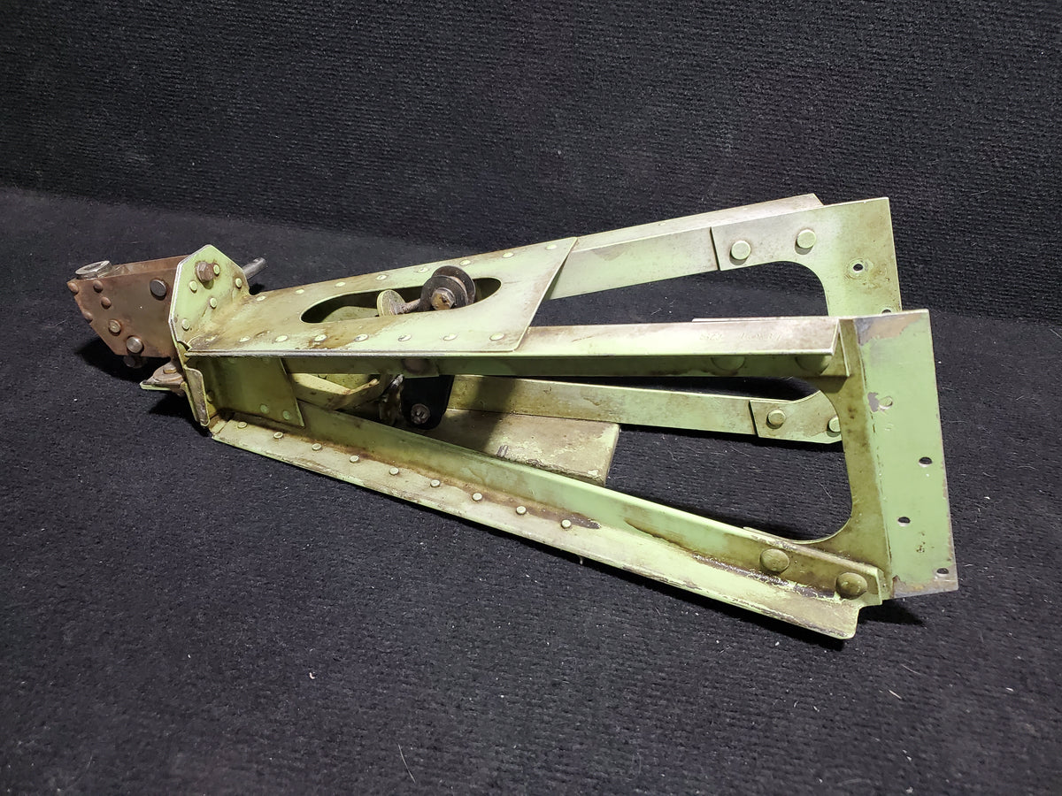 Rudder Gust Lock Assy - Aero Twin INC - V3-HGW