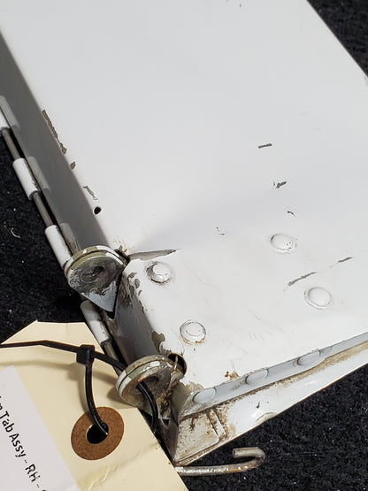 Aileron Trim Tab Assy - RH - Cessna - 5Y-RNA