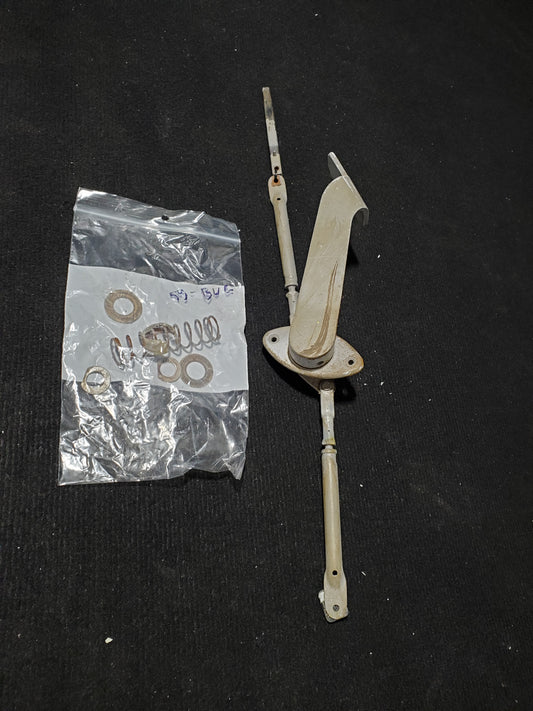 Latch Mechanism - Lower Passenger Door - Cessna - 5Y-BUC