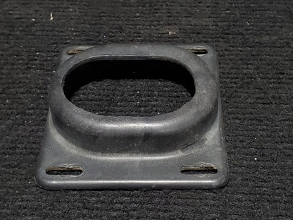 Control Column Collar RH - Cessna - 5Y-RNA