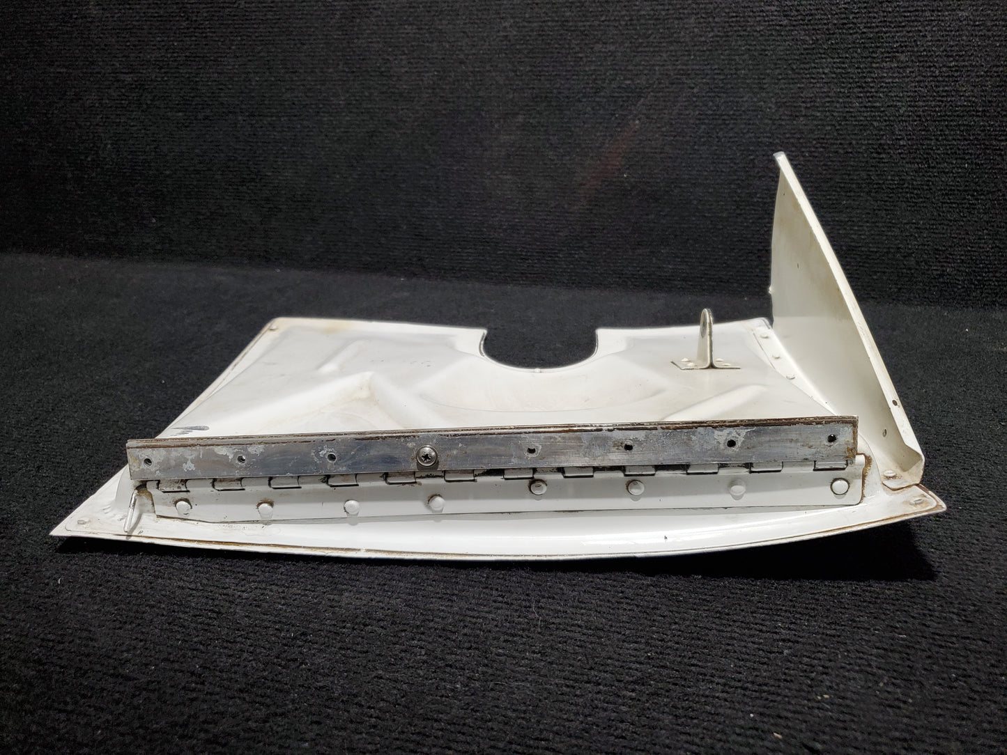 LH Cowl Flap Assy - 5Y-FOO