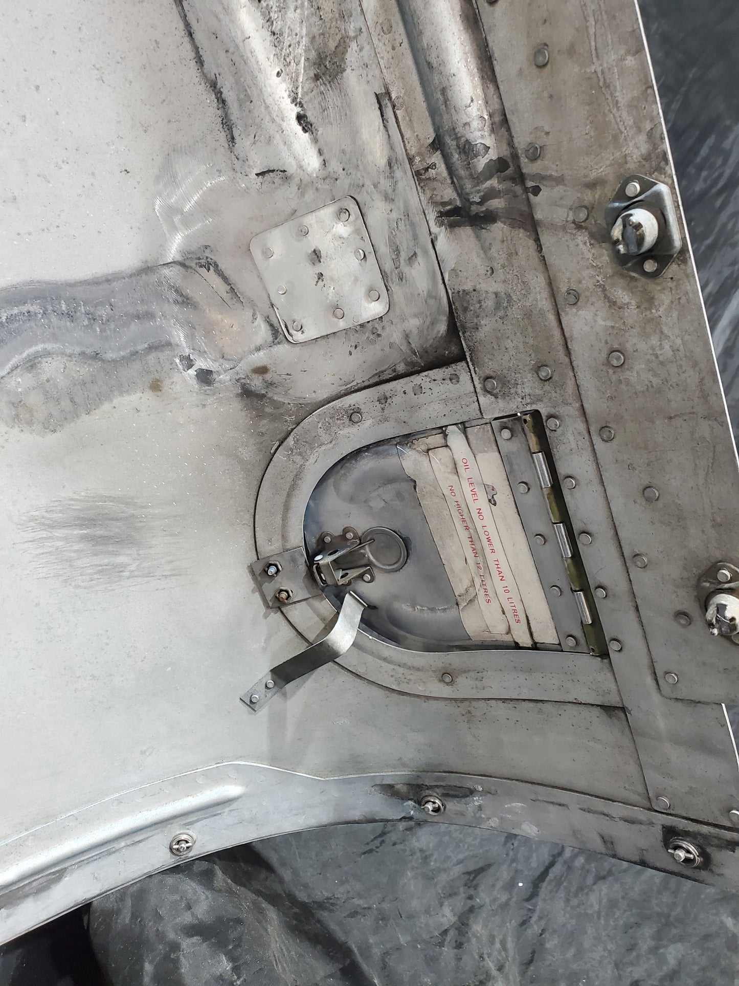 Engine Cowl - Upper - Cessna - C-GROC