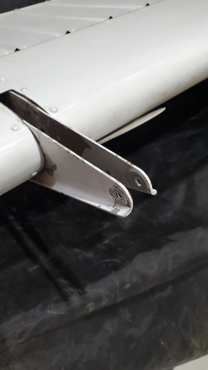 Flap Assembly LH - Cessna 152 - C-GETJ (VFC)