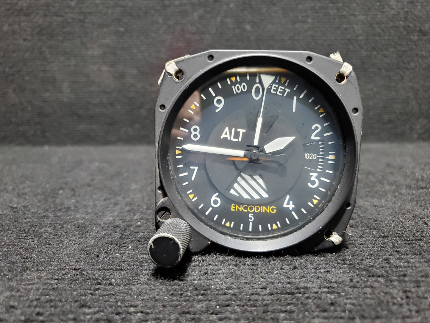 Encoding Altimeter - United Instruments - OO-SEX