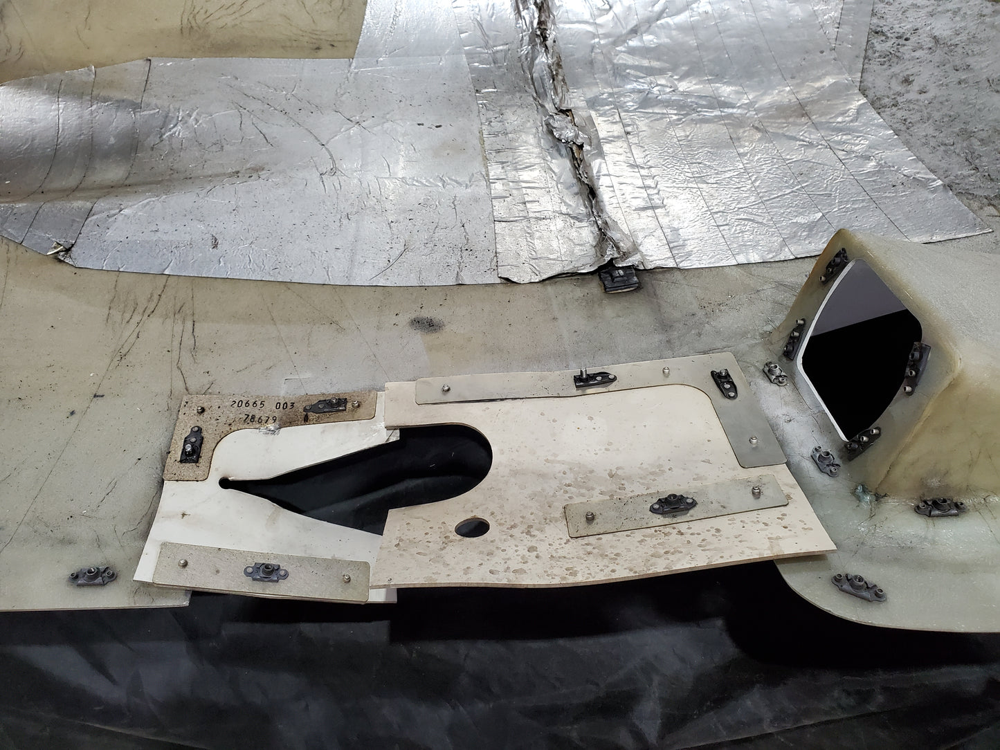 Engine Cowl - Lower LH - Cirrus - C-GDJL