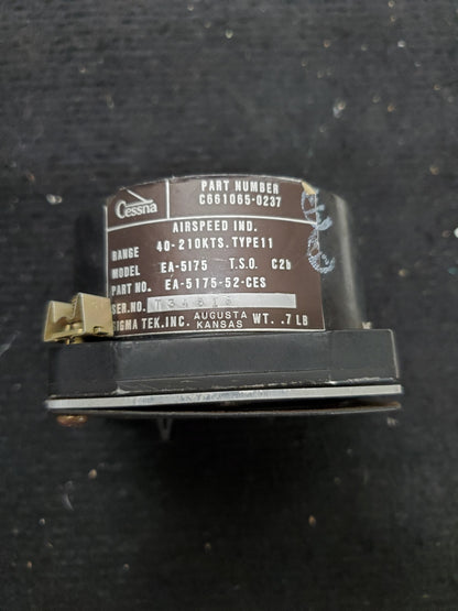 Airspeed Indicator - Sigma Tek - 5Y-ZBW