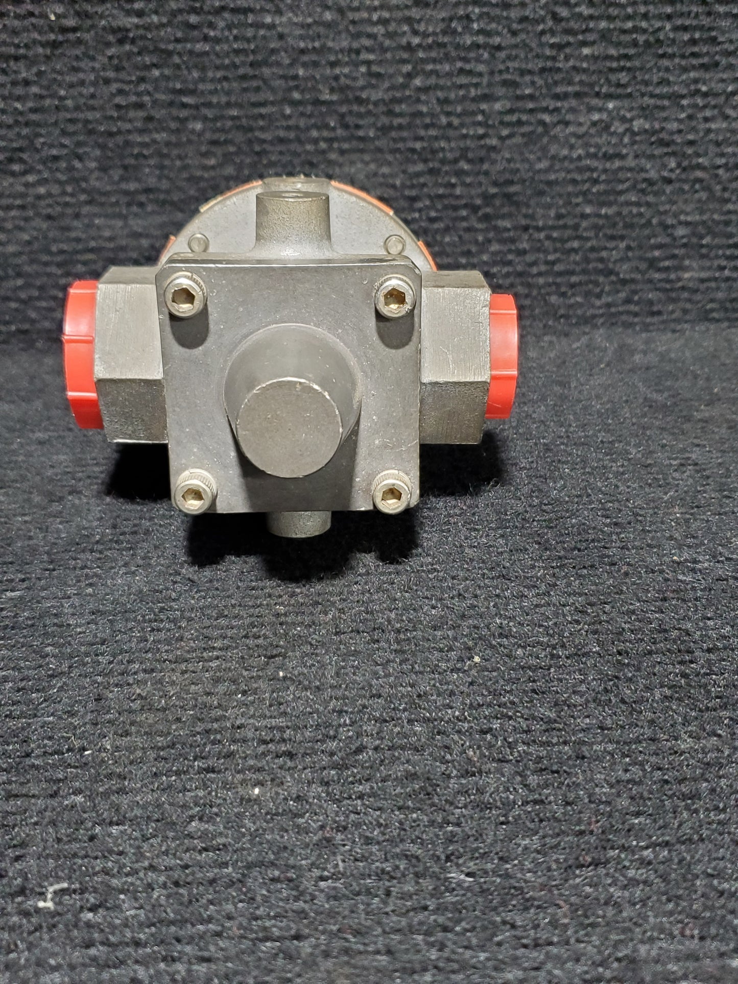 Pressure Regulator - Cessna - 5H-TAZ
