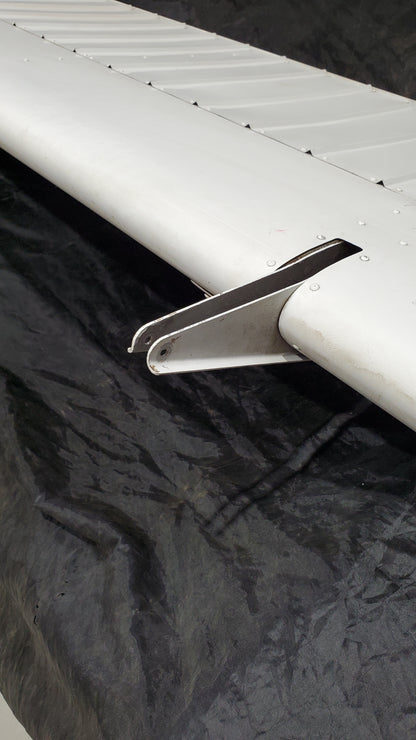 Flap Assembly LH - Cessna 152 - C-GETJ (VFC)