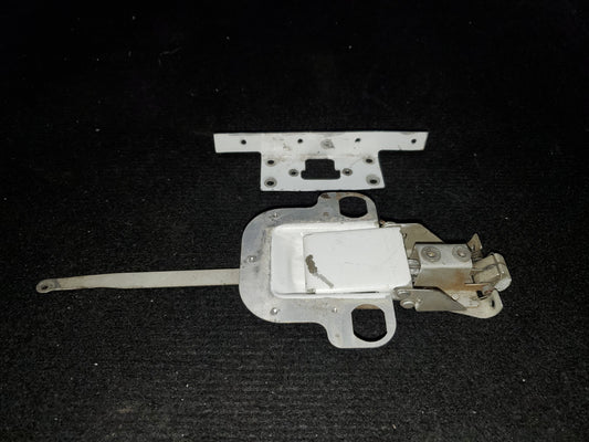 Cabin Door Latch Assembly - 1 of 2 - C-FKXV