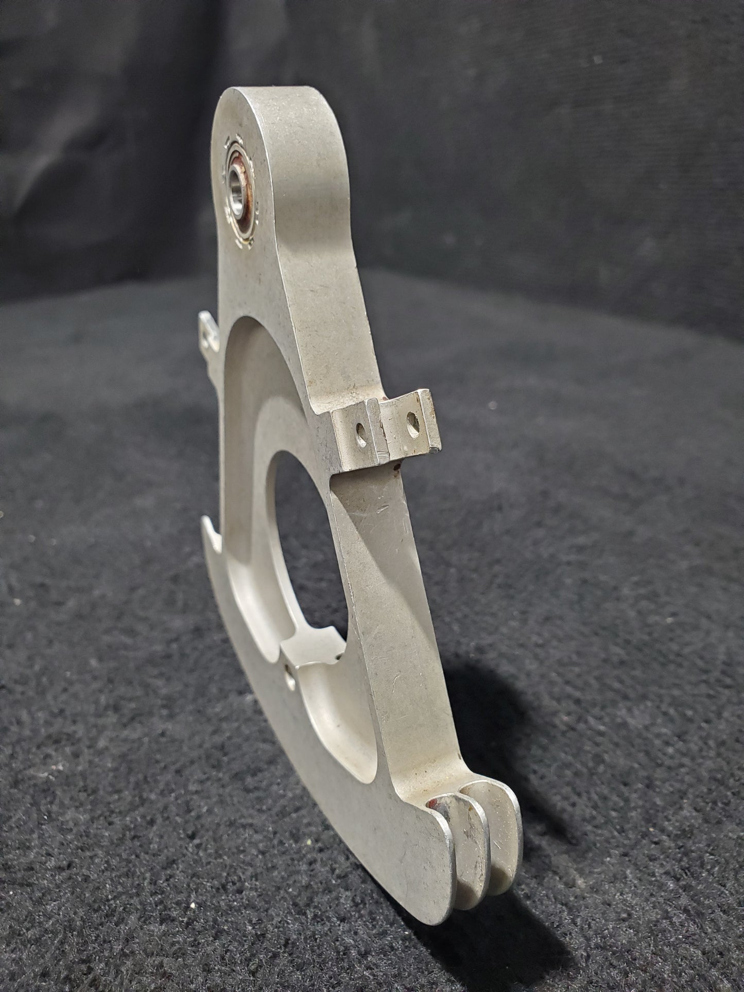 Aileron Quadrant Assembly - Upper - Cessna - 5Y-ZBW