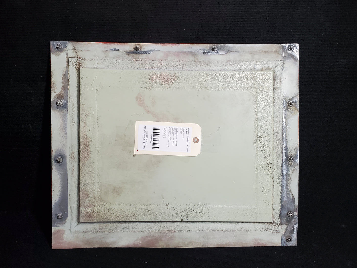 Wing Door Assembly - RH - Cessna - 5Y-BUC