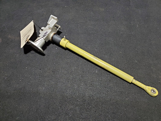 Transmission Assembly and Jack Screw - Flap Actuator - Cessna - 5Y-ZBW