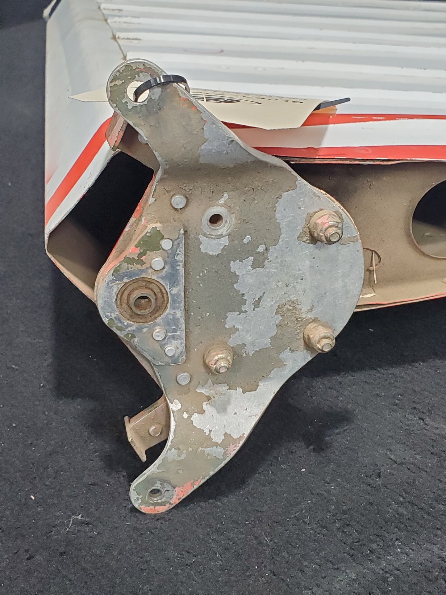 Torque Tube Assy - Rudder - Cessna - 5H-MRF