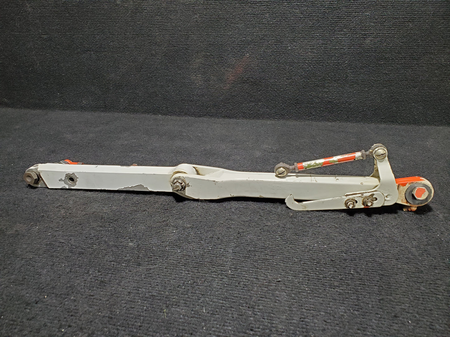 MLG Brace Assy RH - Cessna - C-FSYN