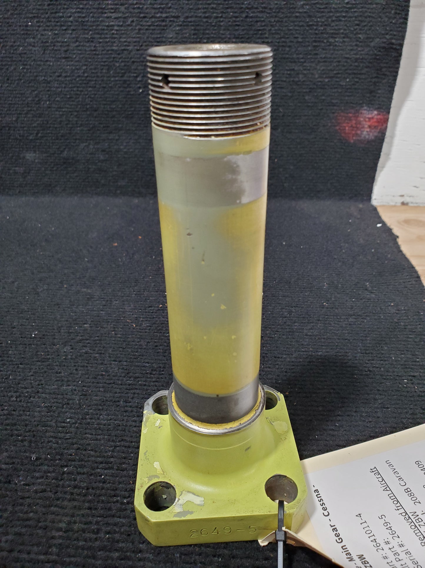 Axle - Main Gear - Cessna - 5Y-ZBW