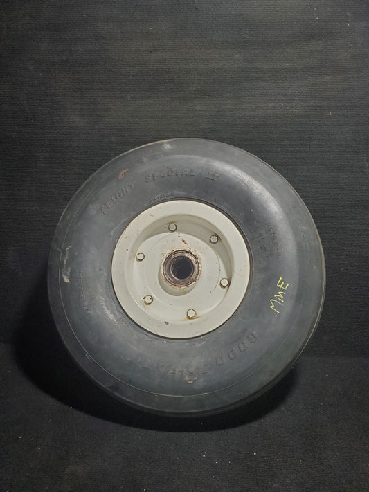 NLG Wheel Assy - 5Y-MME