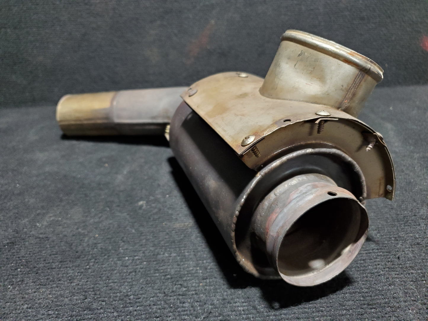 Exhaust Stack Assy RH - Hanlon and Wison - C-FMKY