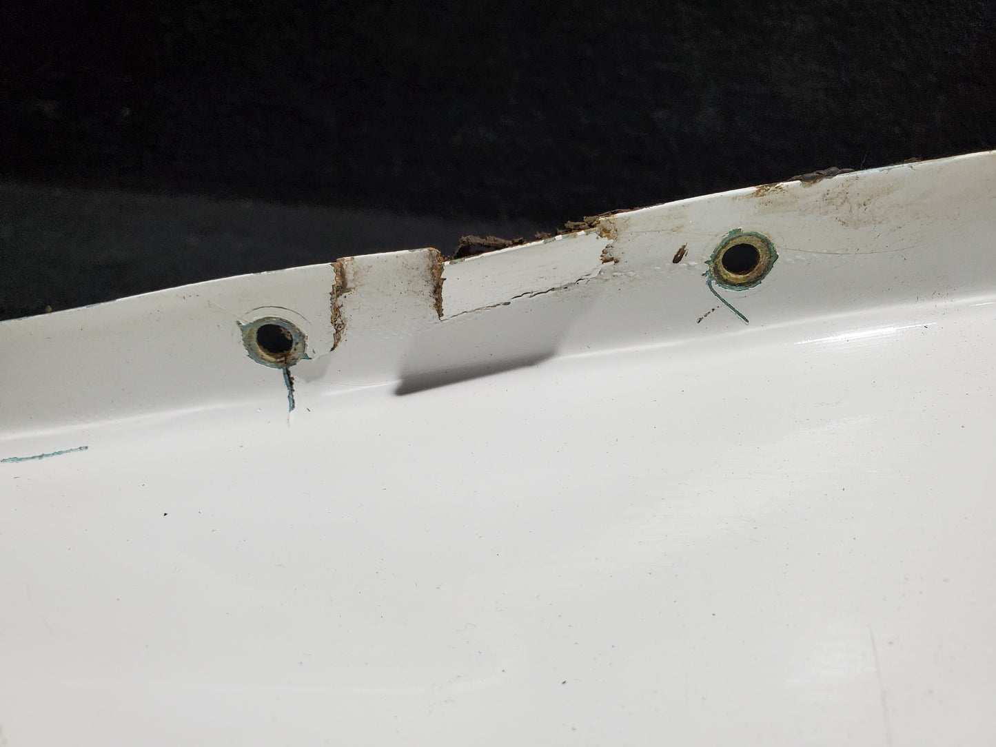 Main Gear Strut Cover - RH (Cargo Pod) - Cessna - 5H-TAZ